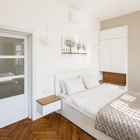 Palace View Apartments - 24 Kopernyka Str. Lvov Exteriér fotografie